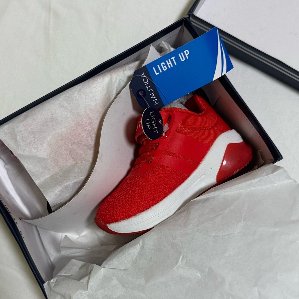 Nautica Towhee Buoy Lights Sneaker - 5 Little Kids/Toddler